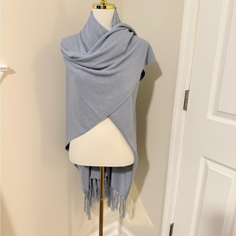 NWOT Merona Soft Pale Blue Knit Shawl - Picture 4 of 9